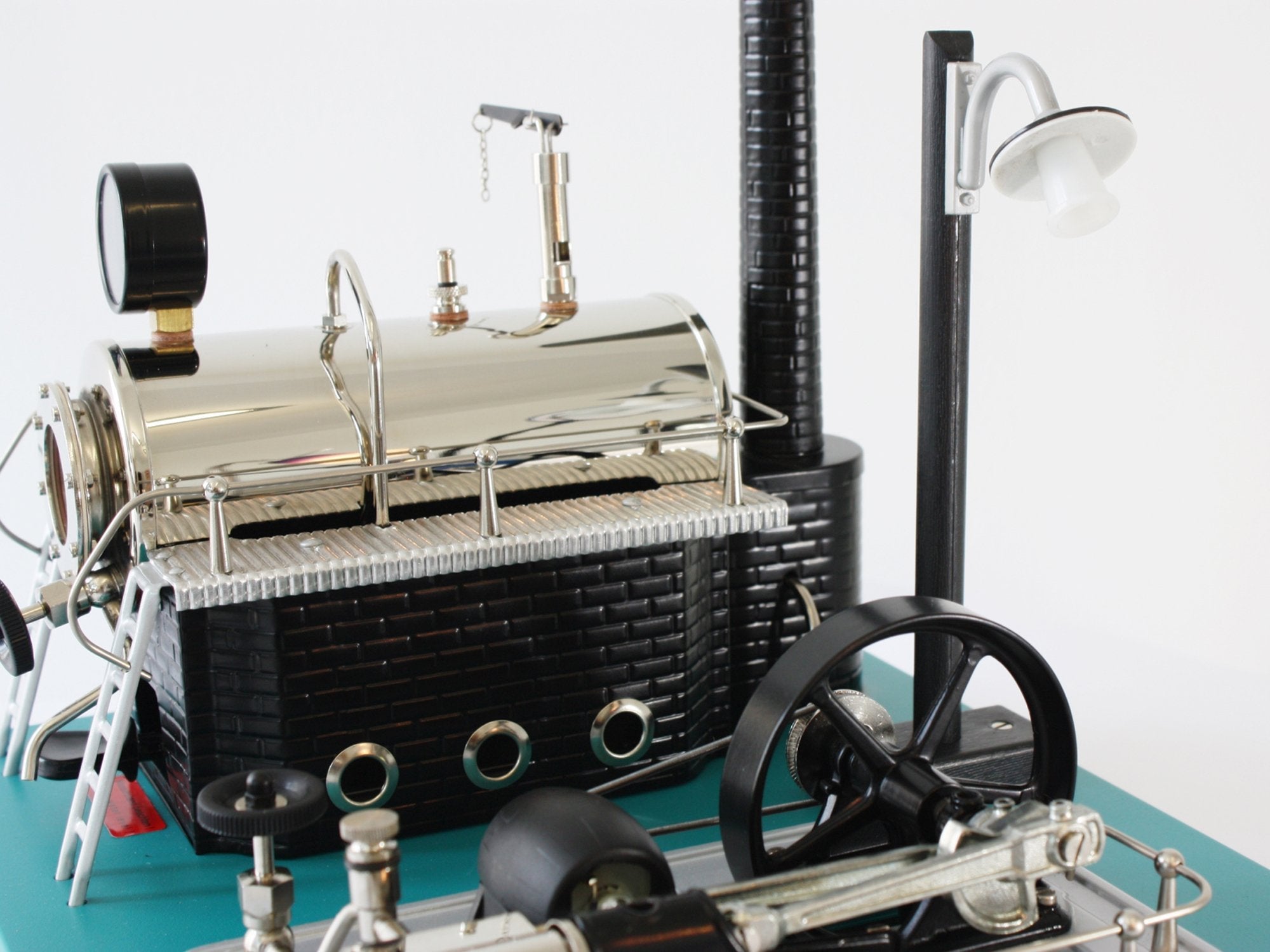 Wilesco D18 Toy Steam Engine – MiniSteam